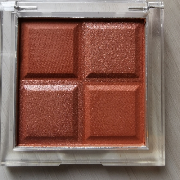 Almay Eyeshadow Bundle - Picture 4 of 14